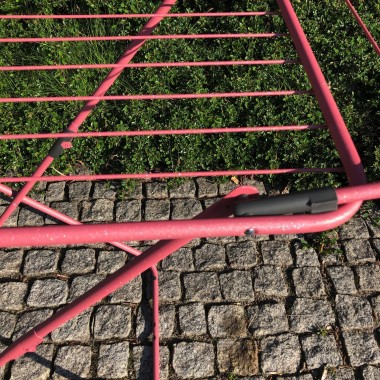 Suszarka na pranie rozkładana metalowa stabilna  SUSSI Rose RORETS