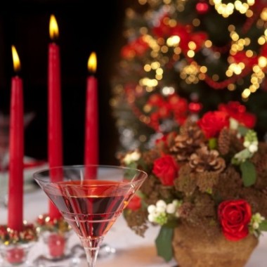 Świece stołowe Bolsius Szpica 240/23 100 sztuk czerwone